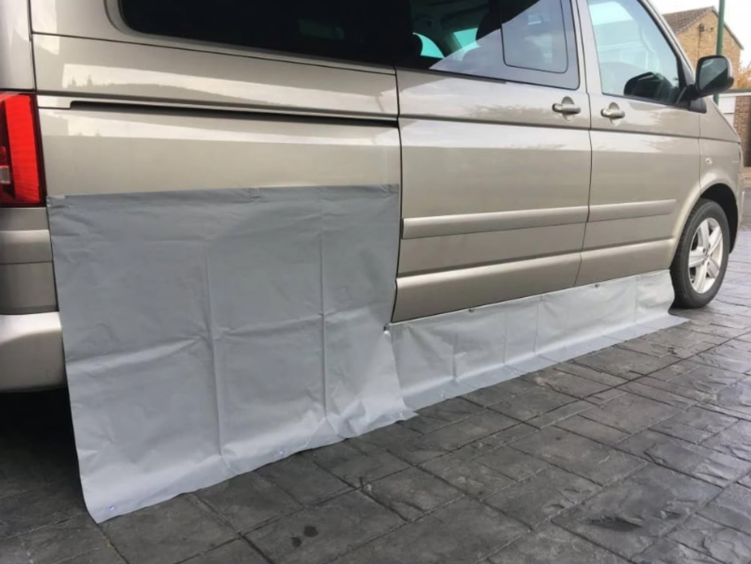 G&T Hunting & Outdoor Gun Shop Skegness - Caravan Awning Draught Skirt With Wheel